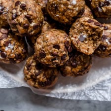 Peanut Butter Oatmeal Balls with Chocolate Chips
