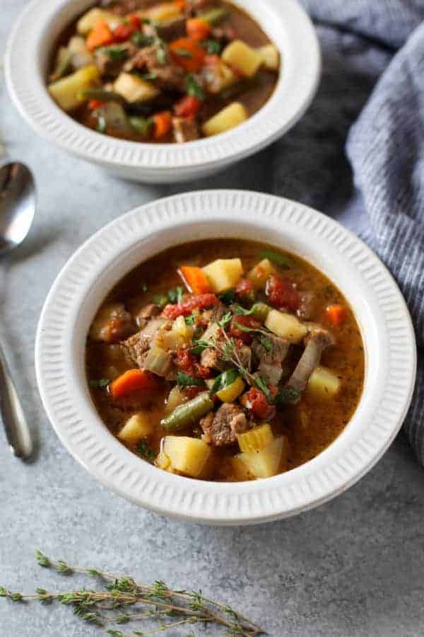 Warm-up with this hearty Slow Cooker Beef Stew | healthy slow cooker recipes | healthy slow cooker stews | whole30 slow cooker recipes | whole30 soups and stews | paleo slow cooker recipes | paleo soups | gluten-free slow cooker recipes | gluten-free soups | dairy-free slow cooker recipes | dairy-free soups || The Real Food Dietitians #whole30soups