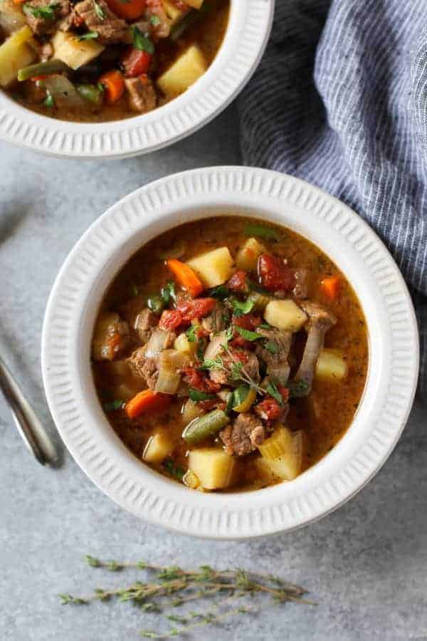 Warm-up with this hearty Slow Cooker Beef Stew | healthy slow cooker recipes | healthy slow cooker stews | whole30 slow cooker recipes | whole30 soups and stews | paleo slow cooker recipes | paleo soups | gluten-free slow cooker recipes | gluten-free soups | dairy-free slow cooker recipes | dairy-free soups || The Real Food Dietitians #whole30soups