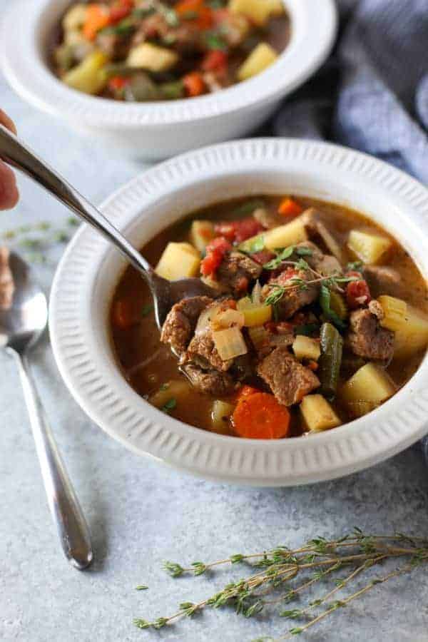 Warm-up with this hearty Slow Cooker Beef Stew | healthy slow cooker recipes | healthy slow cooker stews | whole30 slow cooker recipes | whole30 soups and stews | paleo slow cooker recipes | paleo soups | gluten-free slow cooker recipes | gluten-free soups | dairy-free slow cooker recipes | dairy-free soups || The Real Food Dietitians #whole30soups