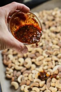 Chili and Rosemary Roasted Nuts | whole30 snack recipes | paleo snack recipes | vegan snack recipes | gluten-free snack recipes | homemade nut recipes | healthy nut recipes || The Real Food Dietitians #whole30snack #vegansnack #nutrecipes