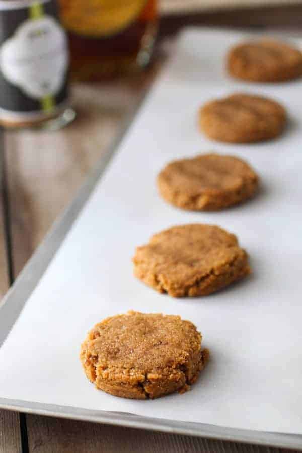 Grain-free Soft Ginger Molasses Cookies | Paleo | Vegan | Gluten-free | Dairy-Free | Egg-Free | healthy Christmas cookies | healthy holiday cookies | paleo holiday treats | vegan holiday treats | vegan cookie recipes | gluten-free holiday treats | gluten-free cookie recipes || The Real Food Dietitians #paleocookies #vegancookies #glutenfreecookies