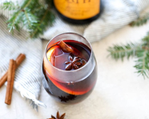 Simple Mulled Wine {stovetop or slow-cooker}