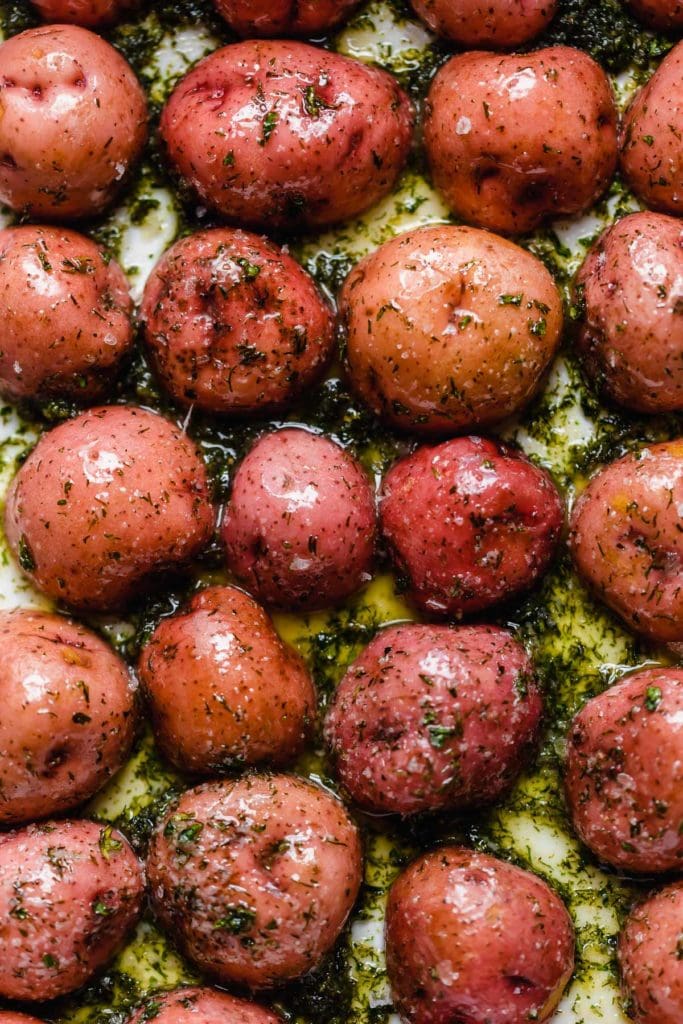 Crispy Roasted Red Potatoes (with yummy seasoning!) - Fit Foodie Finds