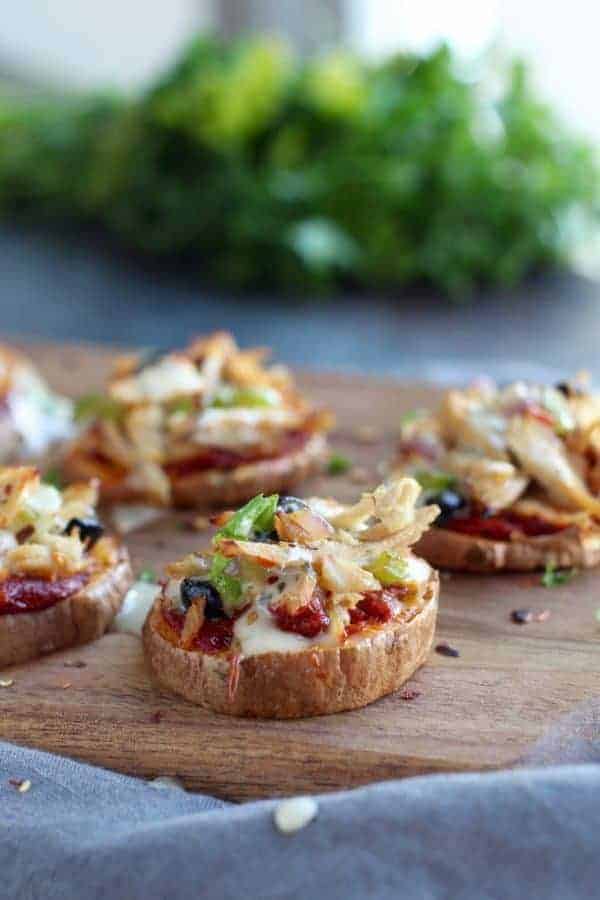 Chicken Supreme Sweet Potato Pizza Bites | pizza inspired recipes | healthy pizza alternatives | easy dinner recipes | healthy dinner recipes | Whole30 recipe ideas | Whole30 approved recipes | Whole30 dinner ideas | gluten free recipes | gluten free pizza recipes | healthy recipes using sweet potatoes | paleo dinner recipes | paleo friendly meals || The Real Food Dietitians