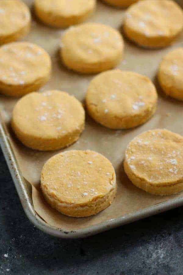 Gluten-free Sweet Potato Buttermilk Biscuits | egg free biscuit recipes | healthy biscuit recipes | recipes using sweet potatoes | sweet potato recipe ideas | healthy bread recipes | vegetarian biscuit recipes | homemade biscuit recipes || The Real Food Dietitians