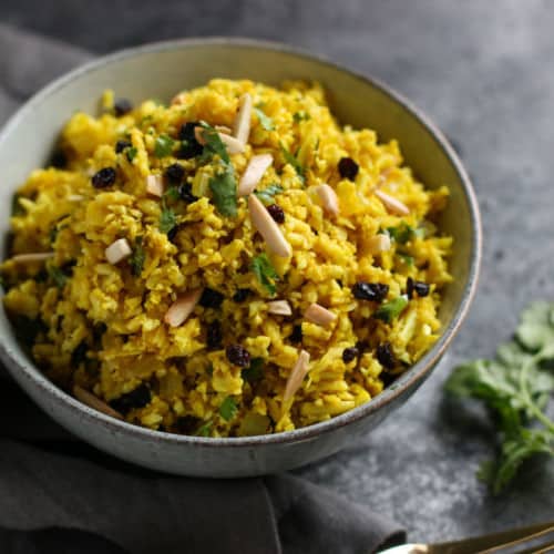Golden Cauliflower Rice | The Real Food Dietitians | https://therealfooddietitians.com/golden-cauliflower-rice/