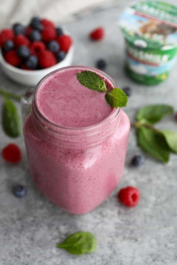 berry smoothie in a mason jar