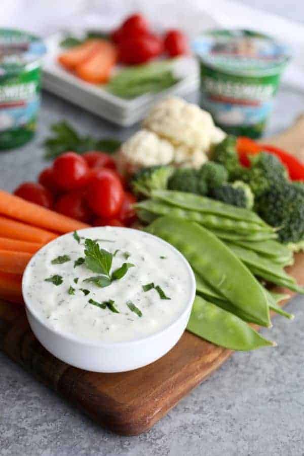 ranch yogurt dip with vegetables