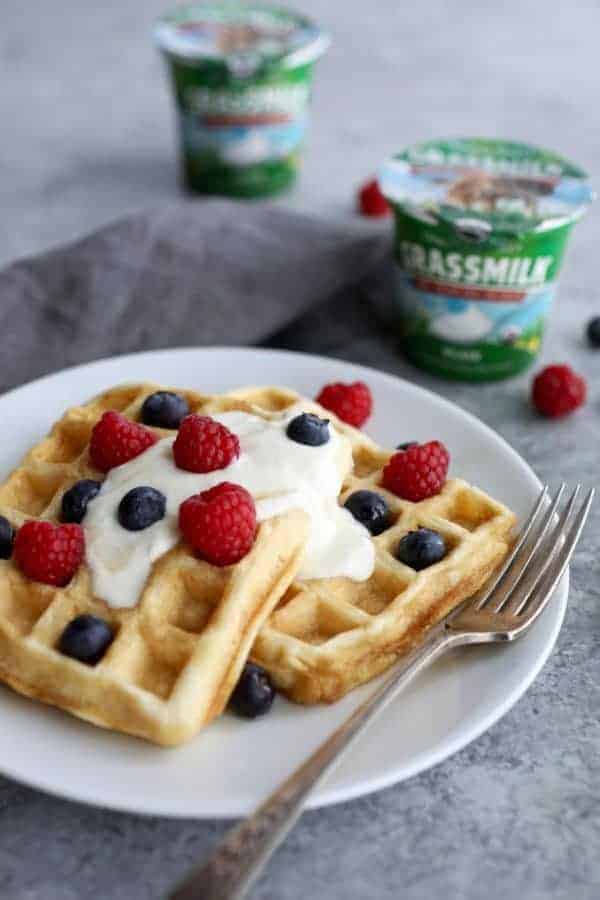 waffles with yogurt and fruit topping