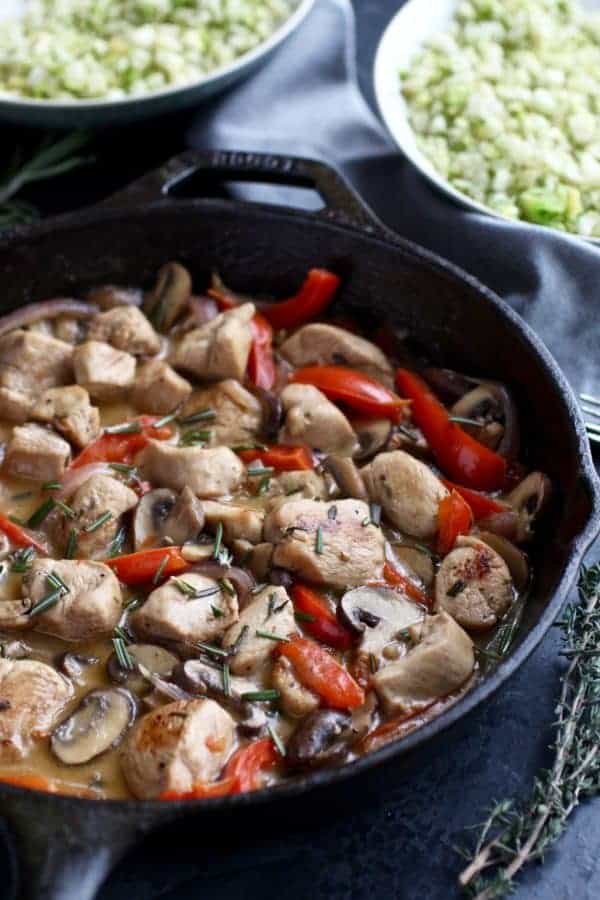 Whole30 Garlic Herb Chicken Veggie Skillet | whole30 dinner recipes | easy whole30 recipes | whole30 approved | gluten-free dinner | dairy-free dinner | healthy dinner recipes || The Real Food Dietitians #whole30recipe #glutenfreedinner #healthydinner