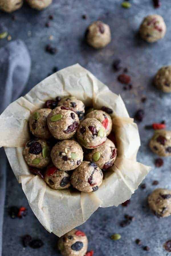 Birds eye photo of a bowl of energy bites. 