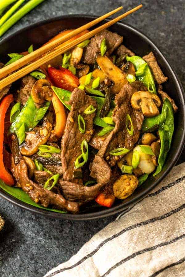 Whole30 Steak Stir-Fry in a bowl