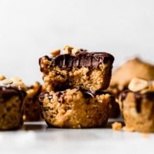 4-Ingredient Scotcheroo Bites