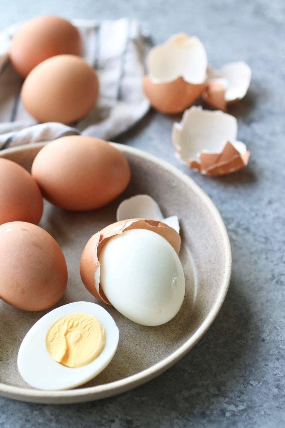 Perfect Easy to Peel Hard-Boiled Eggs