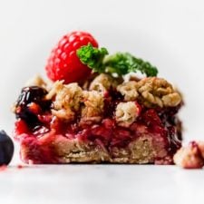 Berry Oat Crumble Bars