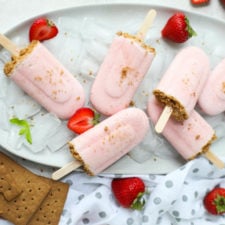 Strawberry Cheesecake Smoothie Pops