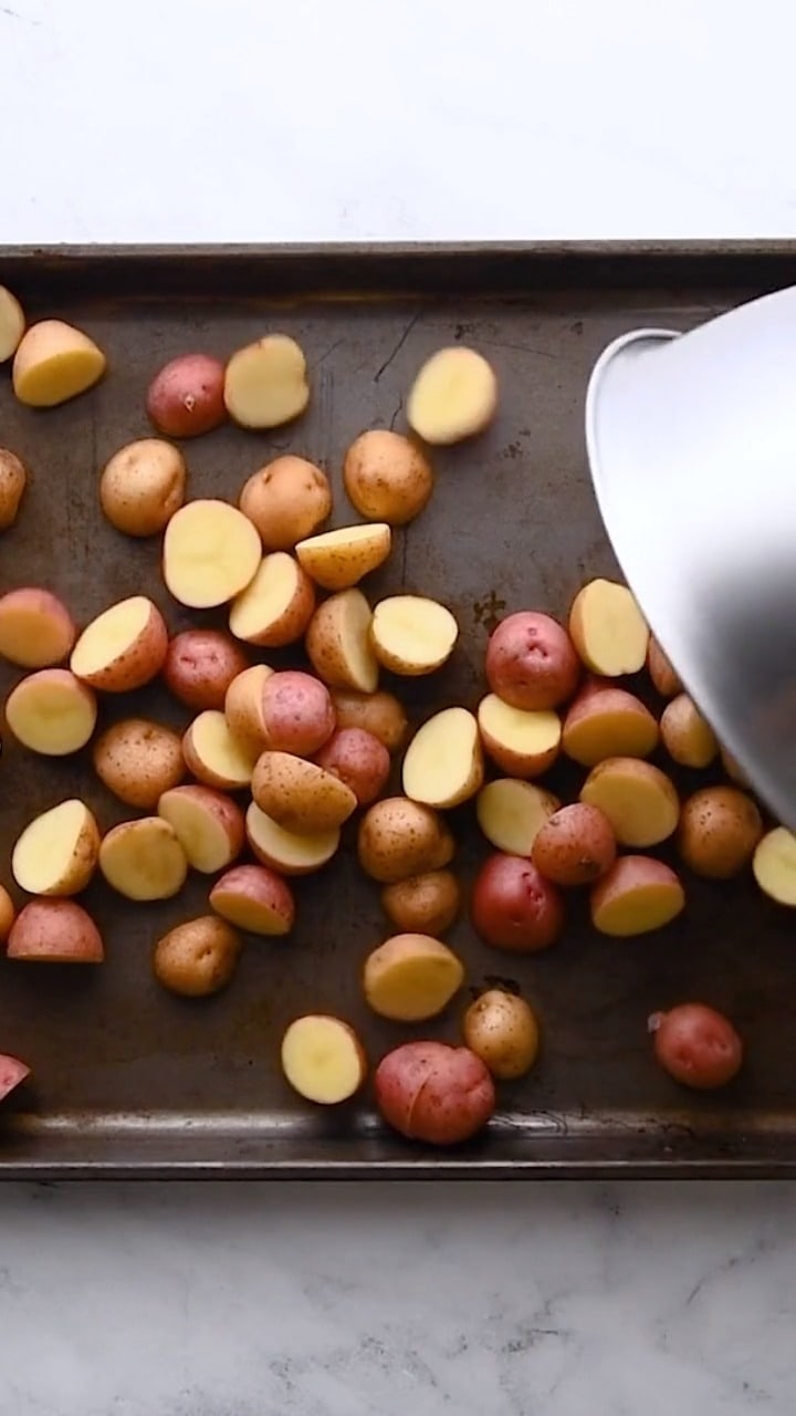 https://therealfooddietitians.com/wp-content/uploads/2021/10/Sheet-Pan-Parmesan-Steak-and-Potatoes-WEB-STORIES-1-poster-1.jpeg