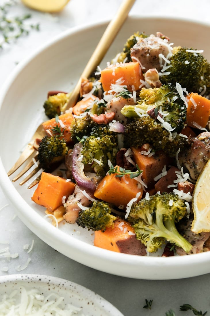 OneDish Chicken Sweet Potato Bake with Broccoli (Easy Dinner) The
