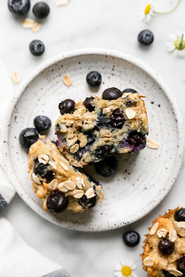 Blueberry Oatmeal Muffins with Yogurt (Easy and Gluten-free) - The Real ...